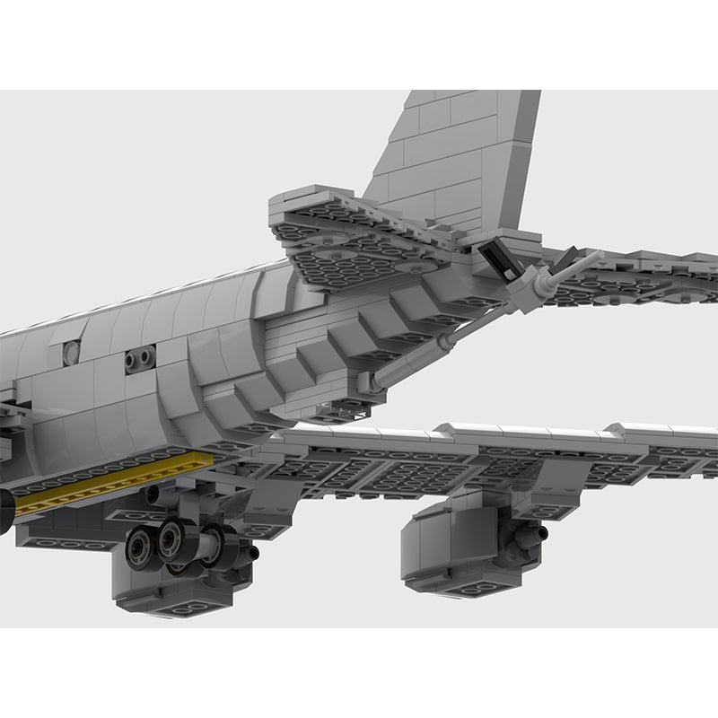 MOC-77215 KC-135R Stratotanker