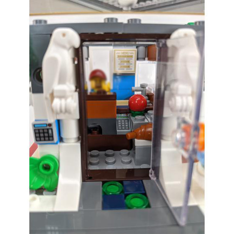 MOC-86034 Jim's Gym and Gems