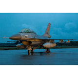 Laden Sie das Bild in den Galerie-Viewer, MOC-172611 F-16BM Fighting Falcon